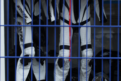 Hinter Gittern