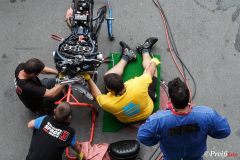 Operation am offenen Motor